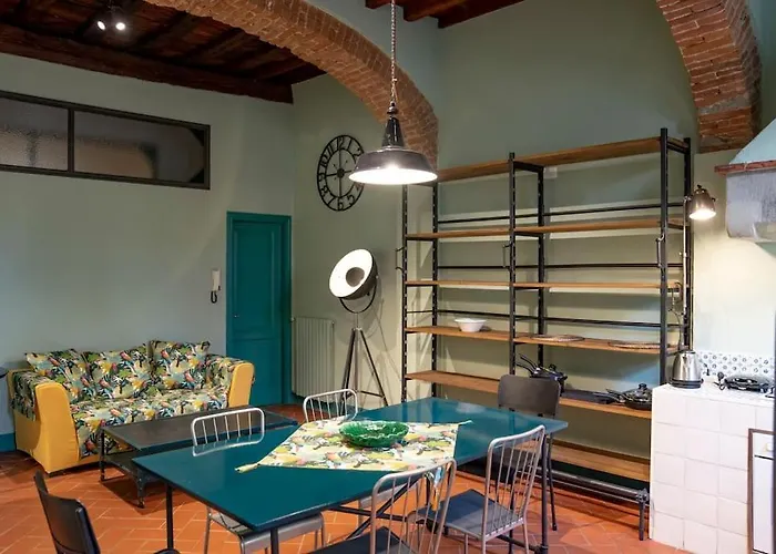 شقة Raffinato Trilocale San Frediano